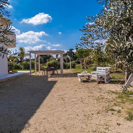 Villa Tra Mare E Ulivi Lido di Noto Eksteriør billede