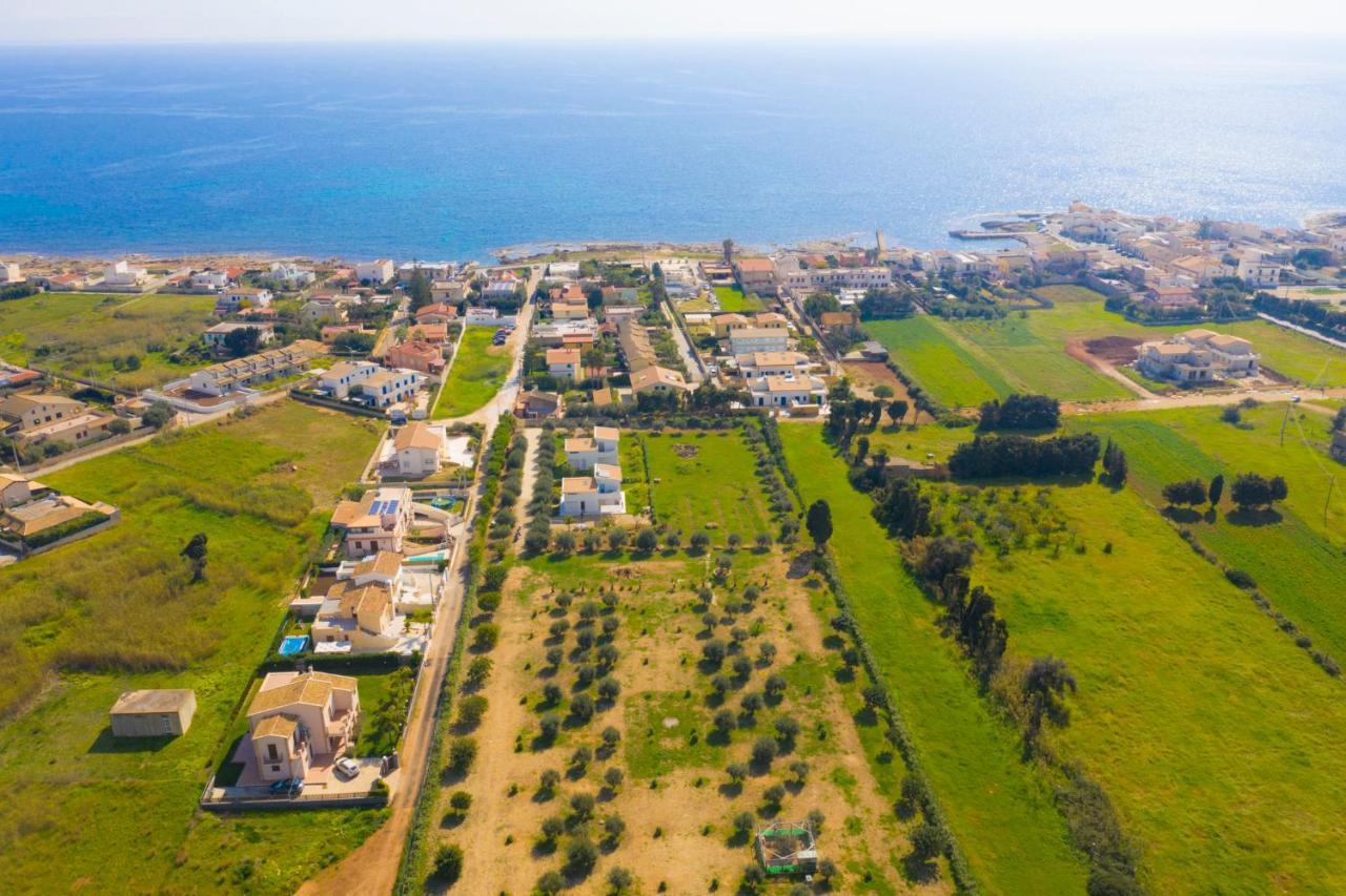 Villa Tra Mare E Ulivi Lido di Noto Eksteriør billede